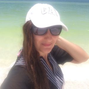 Meet your Posher, Malika